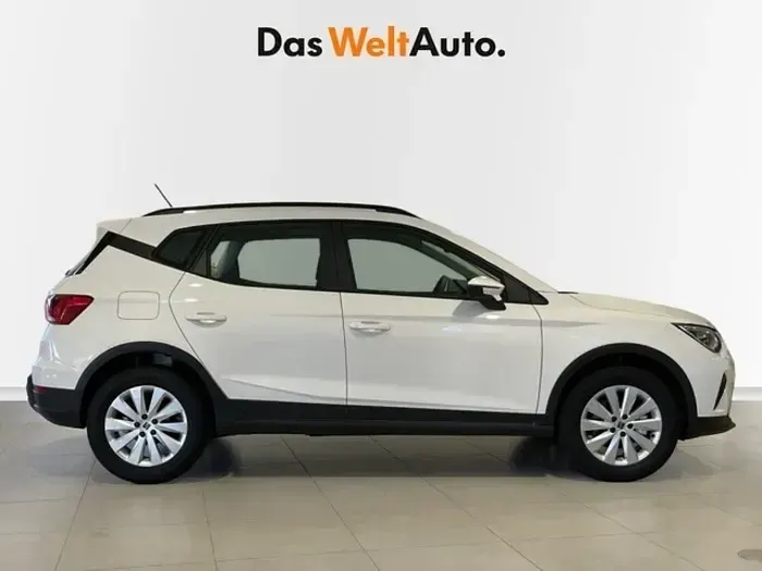 Używany Seat Arona Style Plus 110 KM (80 kW) 2022 Biały SUV