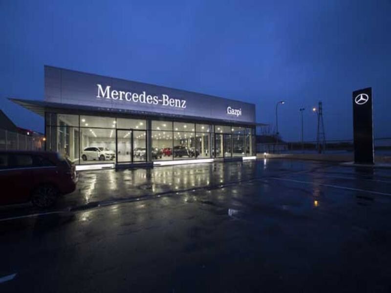Negro Usado 2022 Mercedes V220 Avantgarde Monovolumen | 62.900 € - Imagen 1/1