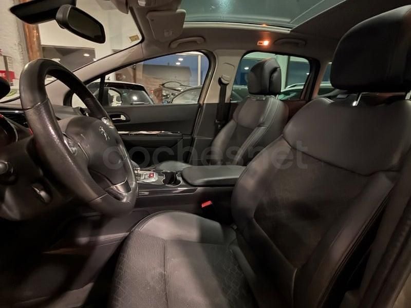 Usado Peugeot 3008 GT-line 120 CV (88 kW) 2016 Beige SUV