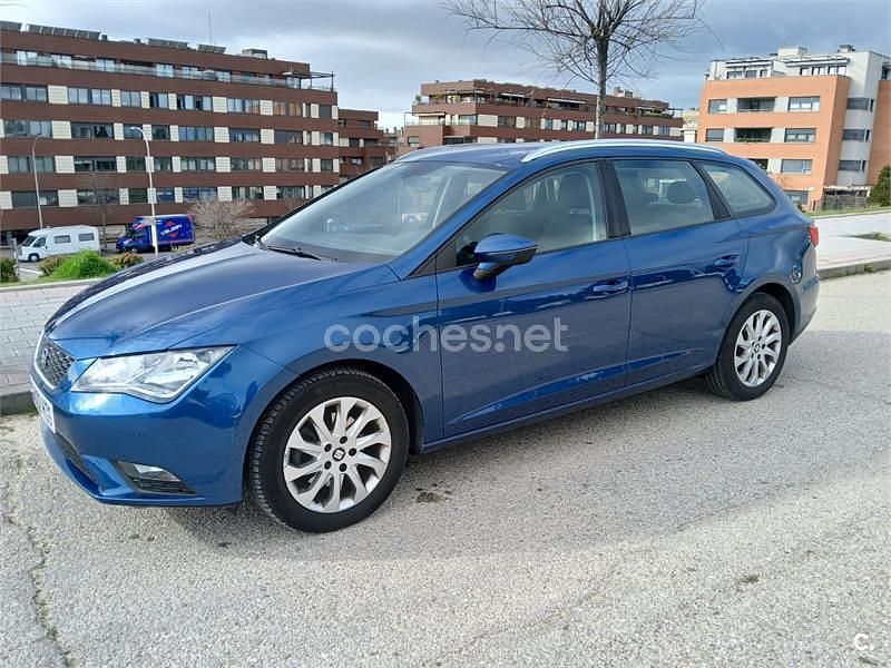 Käytetty Seat Leon ST Style 150 HP (110 kW) 2014 Sininen Farmari