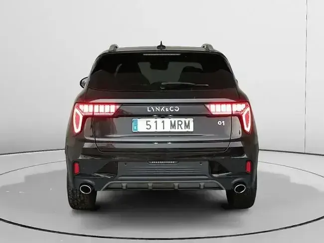 Usado Lynk & Co 01 262 CV (192 kW) 2024 Negro SUV