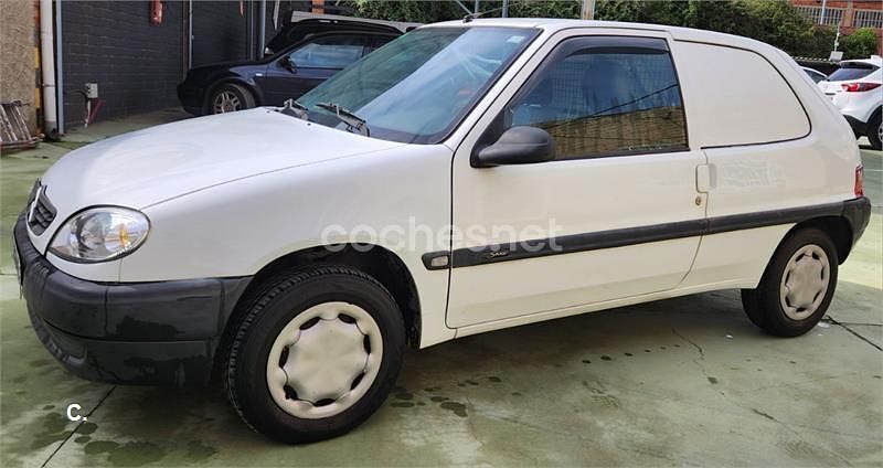 Blanco Usado 2001 Citroën Saxo Furio Utilitario | 750 € (Buen precio) - Imagen 1/4