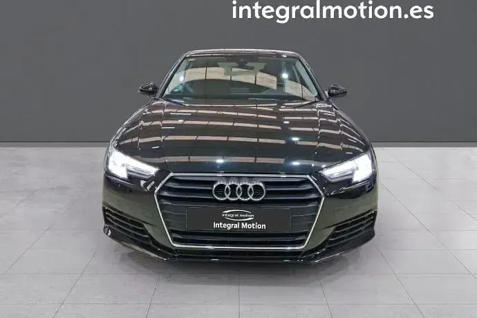 Usado Audi A4 Advanced 150 CV (110 kW) 2016 Negro Berlina