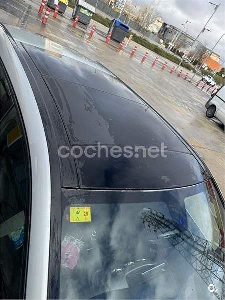 Usado Mercedes B180 109 CV (80 kW) 2013 Gris / plata Monovolumen