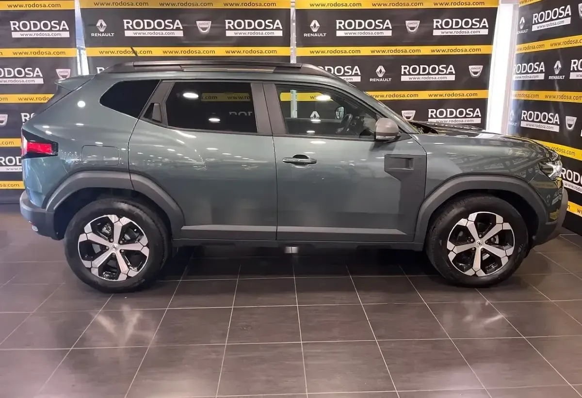 Usado Dacia Duster Journey 130 CV (95 kW) 2025 Verde SUV