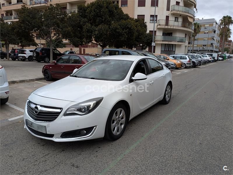 Blanco Usado 2015 Opel Insignia Business Berlina | 8000 € (Un poco caro) - Imagen 1/4