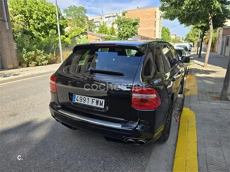 Usado Porsche Cayenne Turbo 500 CV (367 kW) 2007 Negro SUV