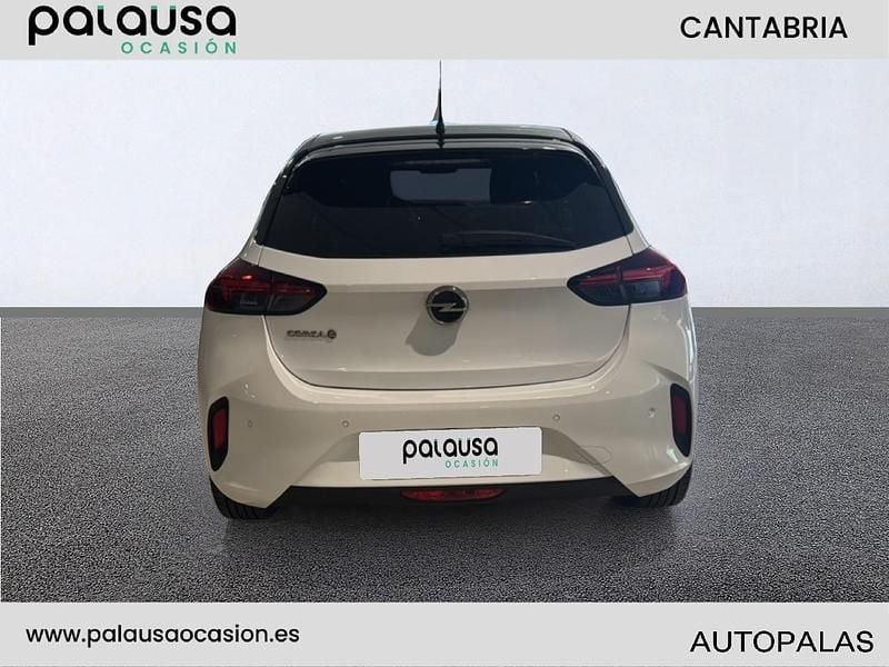 Usado Opel Corsa-e 100 kW (136 HP) 2023 Branco Citadino