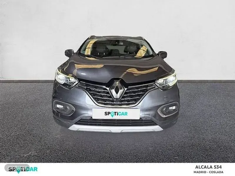 Usado Renault Kadjar Zen 140 CV (102 kW) 2019 Gris SUV