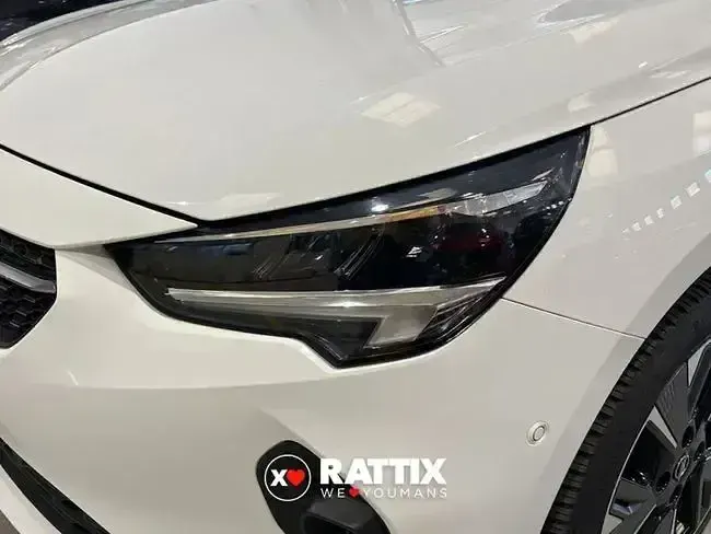 Usado Opel Corsa Elegance 56 kW (77 CV) 2020 Blanco Utilitario