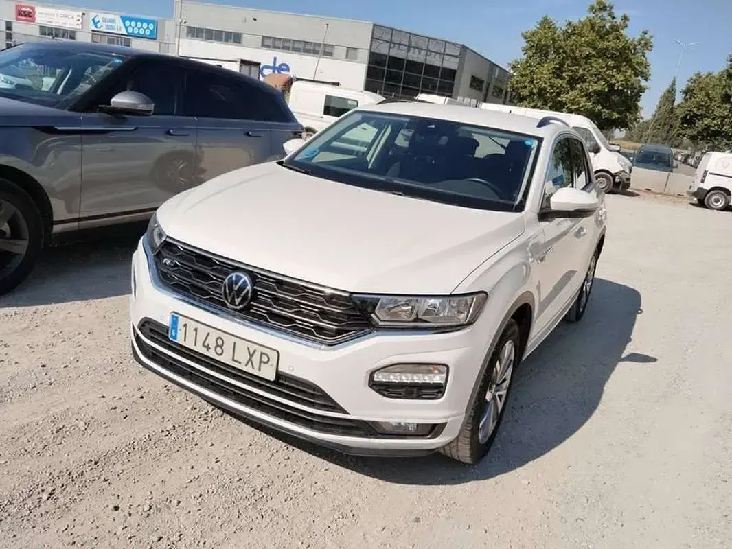 Usado VW T-Roc Advance 110 CV (80 kW) 2022 Blanco SUV