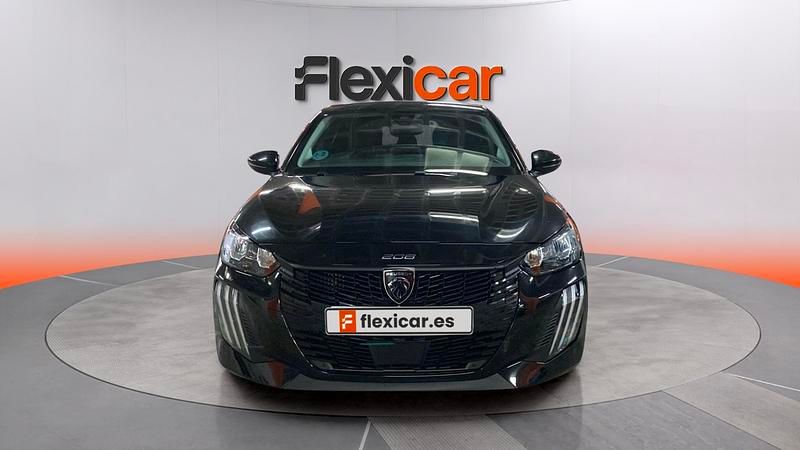 Usado Peugeot 208 Allure 101 CV (74 kW) 2025 Negro Utilitario