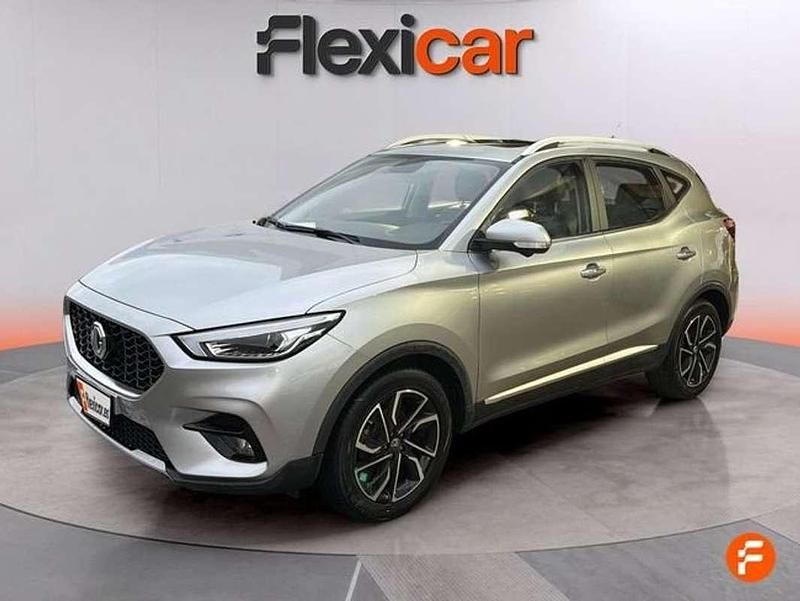 Begagnad MG ZS Luxury 111 HK (81 kW) 2023 Grå SUV