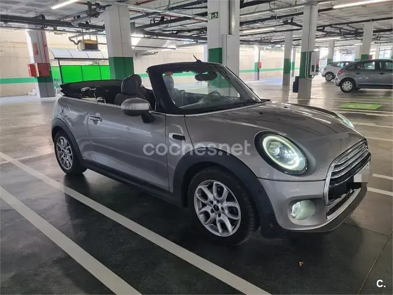 Usado Mini Cooper Cabriolet 136 CV (100 kW) 2019 Beige Descapotable