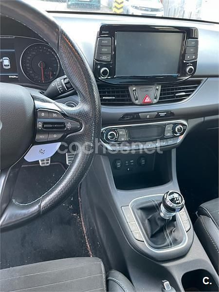 Usado Hyundai i30 N Performance 275 CV (202 kW) 2020 Gris / plata Berlina