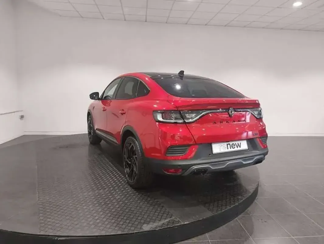 Usado Renault Arkana Esprit Alpine 145 CV (106 kW) 2024 Rojo SUV