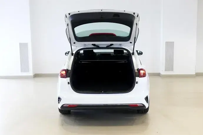 Usado Kia Ceed 136 CV (100 kW) 2024 Utilitario