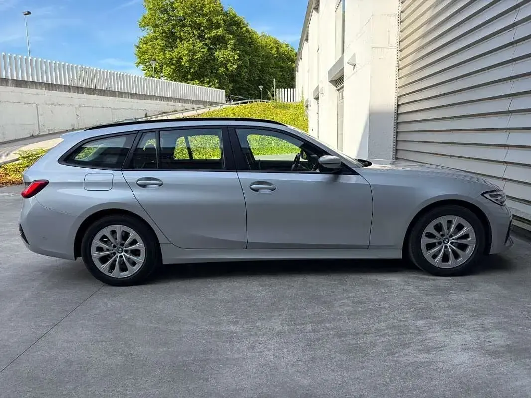 Usado BMW 320 190 CV (139 kW) 2021 Gris Familiar