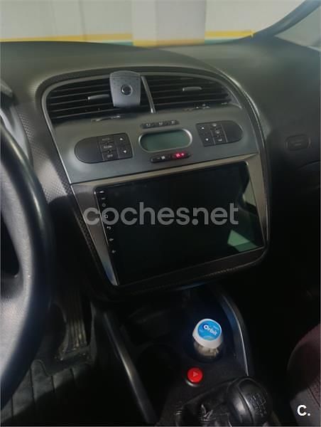 Rojo Usado 2005 Seat Altea Sport Berlina | 5000 € (Precio justo) - Imagen 1/4