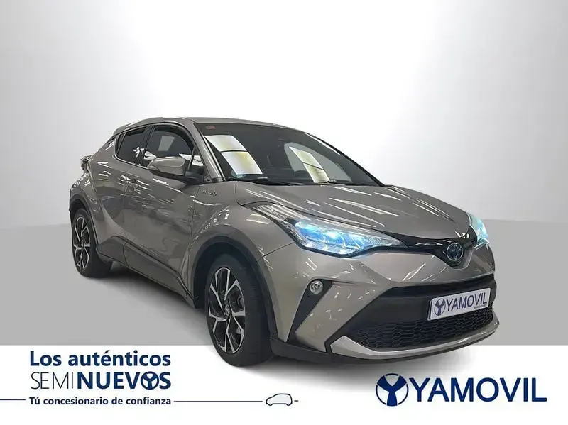 Usado Toyota C-HR Active 122 CV (89 kW) 2021 Gris / plata SUV