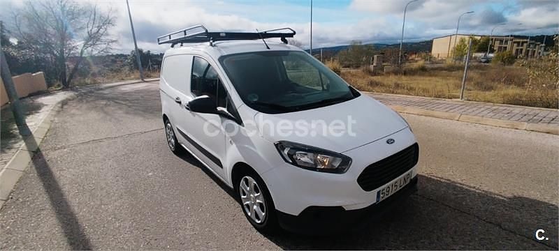 Blanco Usado 2017 Ford Transit Connect Ambiente Monovolumen | 9850 € (Precio justo) - Imagen 1/4