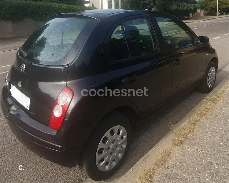 Usado Nissan Micra Acenta 80 CV (58 kW) 2008 Negro Berlina