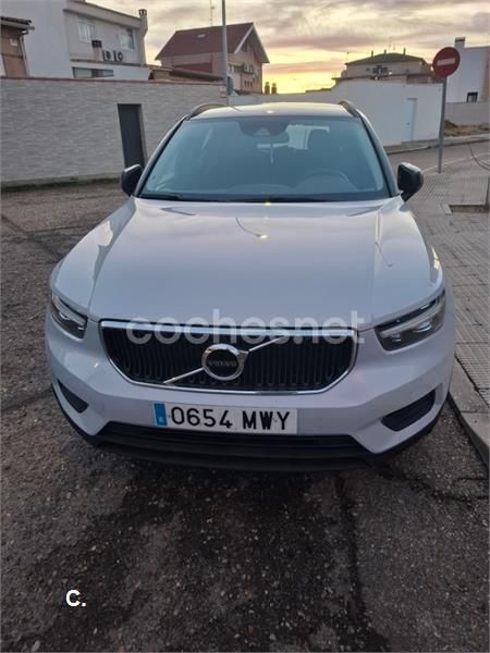 Blanco Usado 2019 Volvo XC40 Business Edition SUV | 23.900 € (Precio justo) - Imagen 1/4