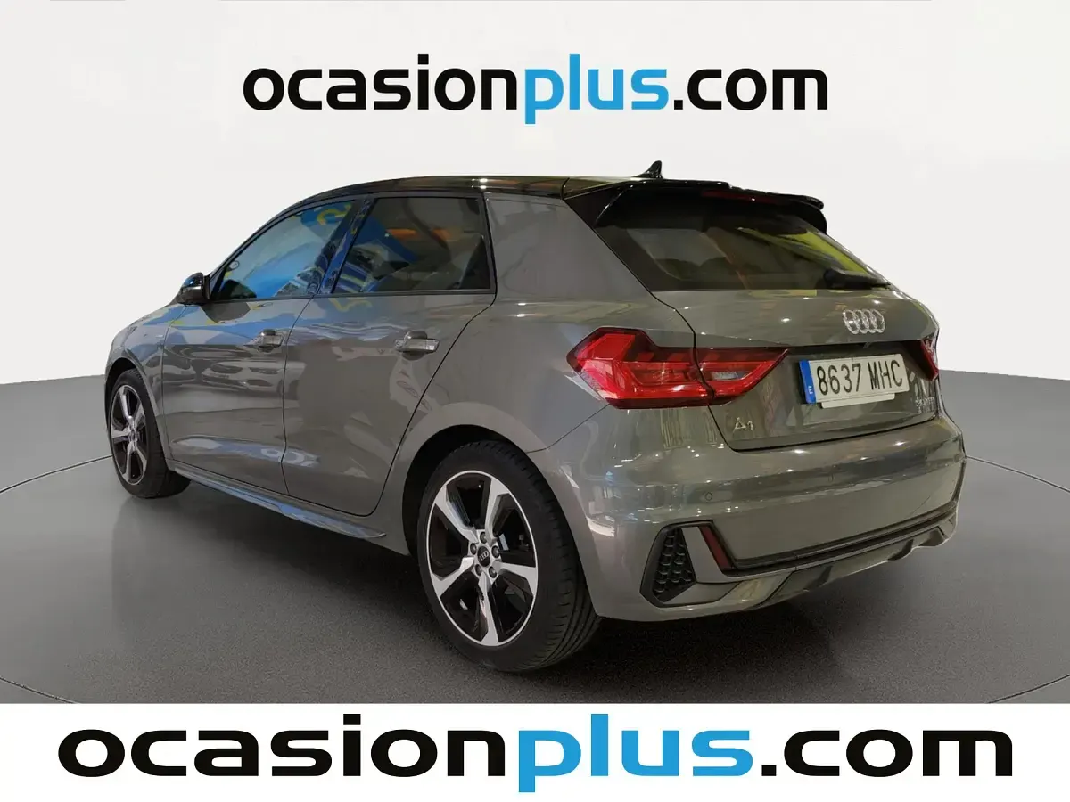 Usado Audi A1 Sportback S-Line 110 CV (80 kW) 2023 Gris Utilitario