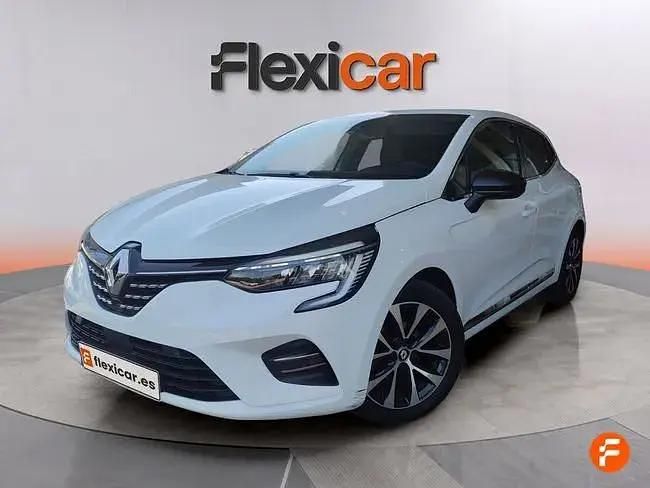 Begagnad Renault Clio V Techno 90 HK (66 kW) 2023 Vit