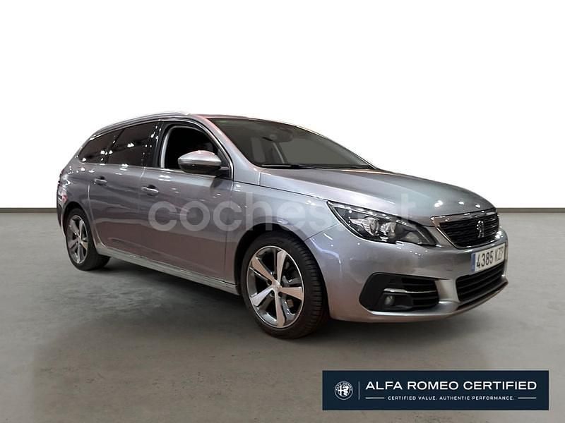 Gris / plata Usado 2019 Peugeot 308 Allure Berlina | 11.990 € (Un poco caro) - Imagen 1/4
