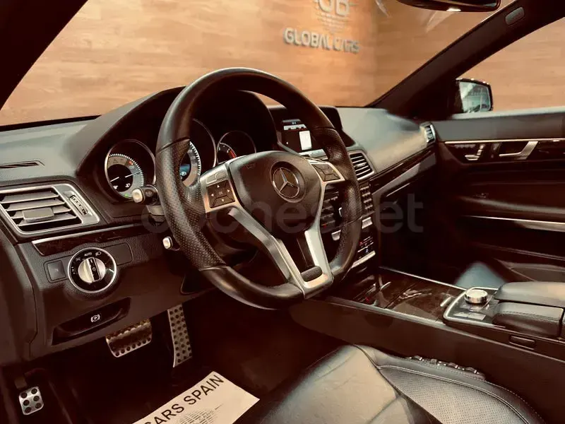 Usado Mercedes E220 170 CV (125 kW) 2013 Negro Coupe