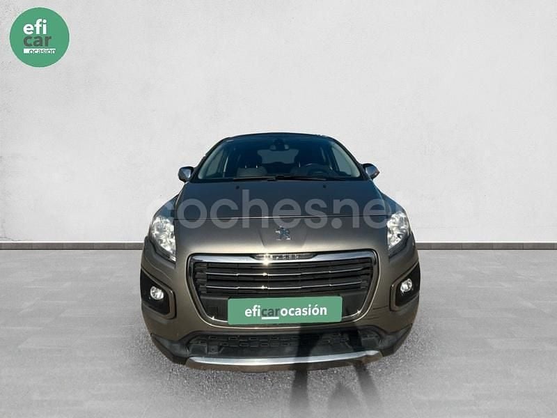 Usado Peugeot 3008 Allure 120 CV (88 kW) 2015 Beige Berlina