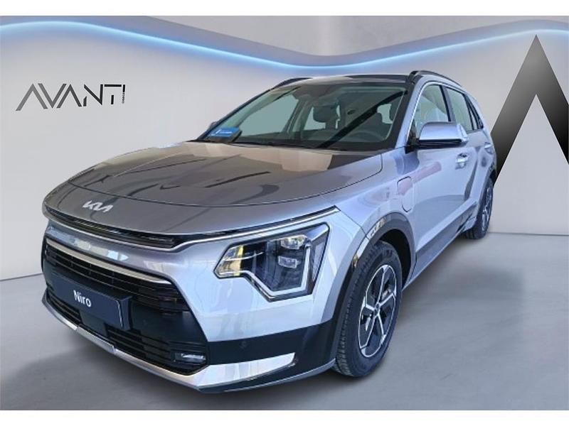 Gris Nuevo 2025 Kia Niro SUV | 35.790 € - Imagen 1/4