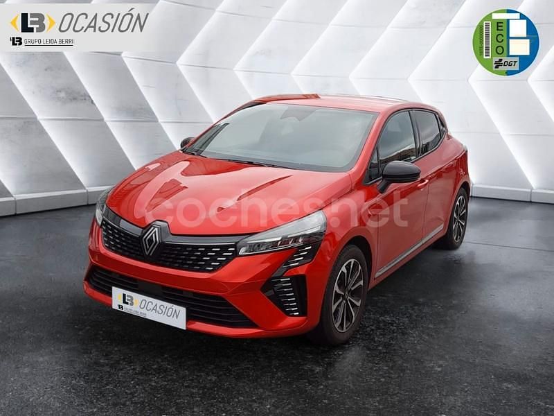 Usado Renault Clio V Techno 143 CV (105 kW) 2025 Rojo Berlina