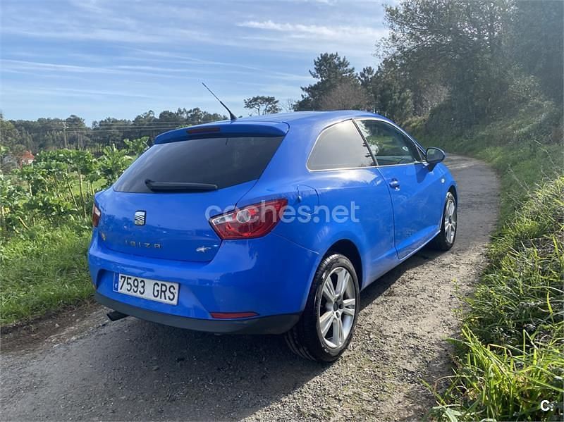 Begagnad Seat Ibiza SC Sport 105 HK (77 kW) 2009 Blå Halvkombi