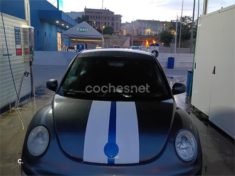 Gris / plata Usado 2004 VW Beetle Berlina | 3950 € (Precio justo) - Imagen 1/4