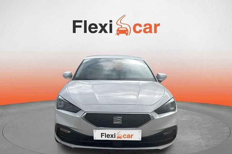 Usado Seat Leon Reference 115 CV (84 kW) 2020 Blanco Berlina