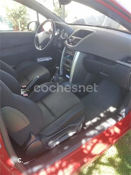 Usado Peugeot 207 Sport 120 CV (88 kW) 2007 Rojo Berlina