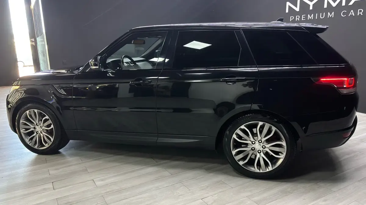 Usado Land Rover Range Rover HSE 306 CV (225 kW) 2016 Negro SUV