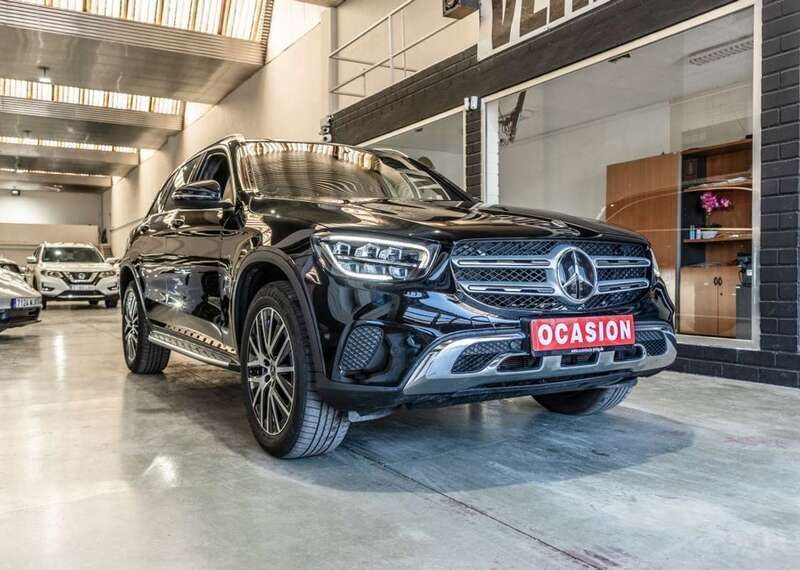 Usado Mercedes GLC300e 317 CV (233 kW) 2020 Negro Coupe