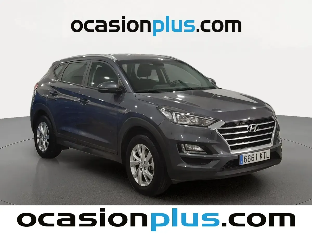 Usado Hyundai Tucson 132 CV (97 kW) 2019 Gris SUV