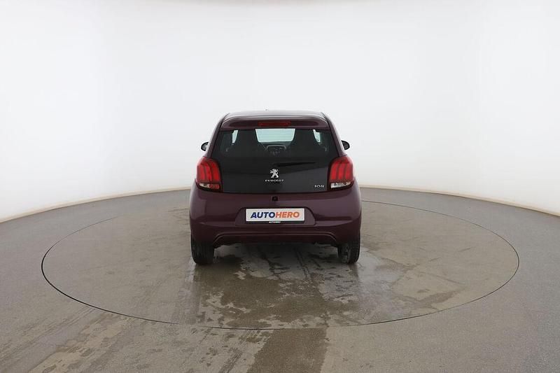 Usado Peugeot 108 Active 82 CV (60 kW) 2017 Rojo Utilitario