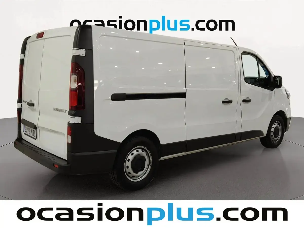 Usado Renault Trafic 131 CV (96 kW) 2025 Blanco Monovolumen