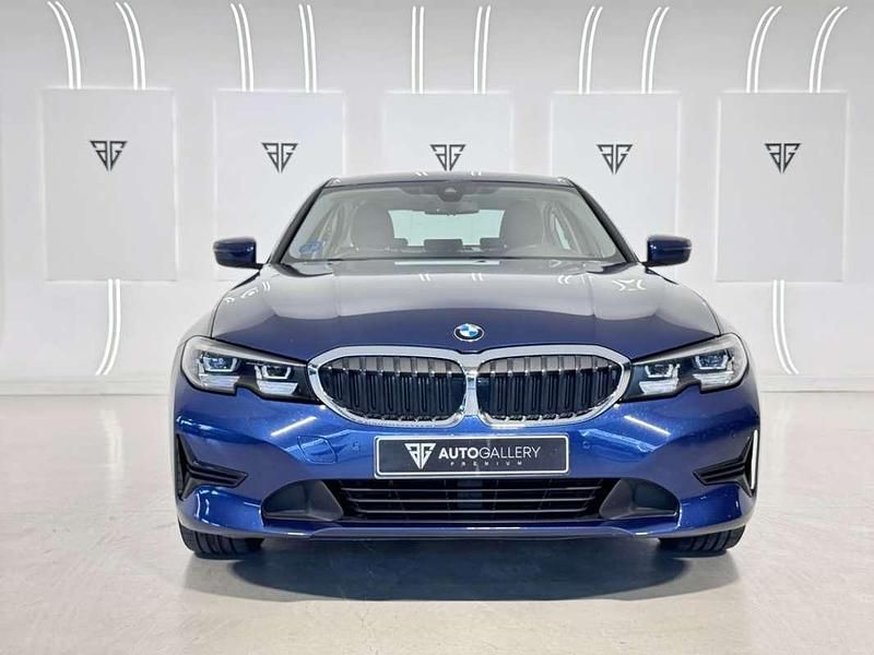 Usado BMW 330e Advantage 292 CV (214 kW) 2021 Azul Berlina