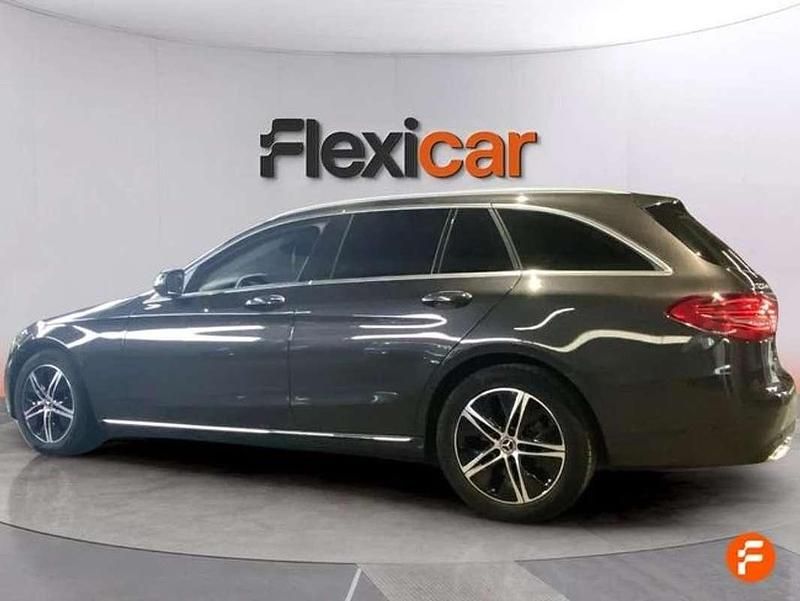 Usado Mercedes C200 160 CV (117 kW) 2021 Gris Familiar