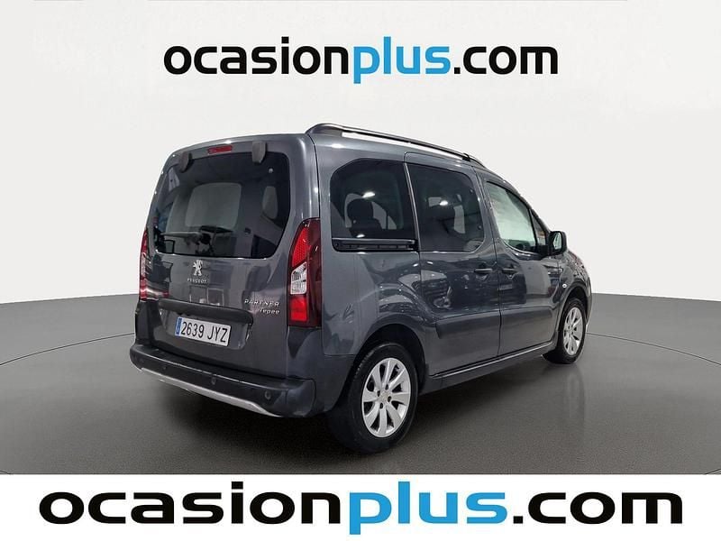 Usado Peugeot Partner Tepee Outdoor 120 CV (88 kW) 2017 Gris Monovolumen