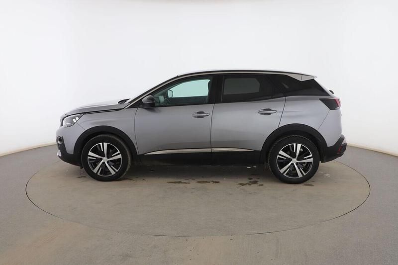 Usado Peugeot 3008 Allure 130 CV (95 kW) 2020 Gris SUV