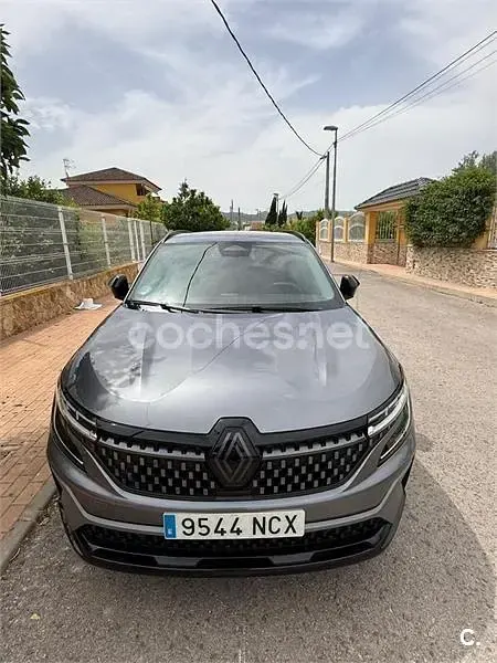Usado Renault Austral Techno 158 CV (116 kW) 2025 Gris / plata SUV