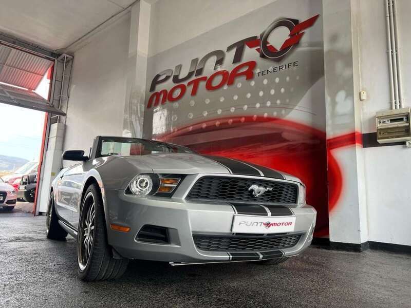 Gris Usado 2010 Ford Mustang Descapotable | 23.990 € - Imagen 1/4