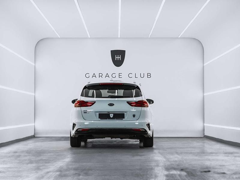 Usado Kia Ceed LX 118 CV (86 kW) 2019 Blanco Utilitario